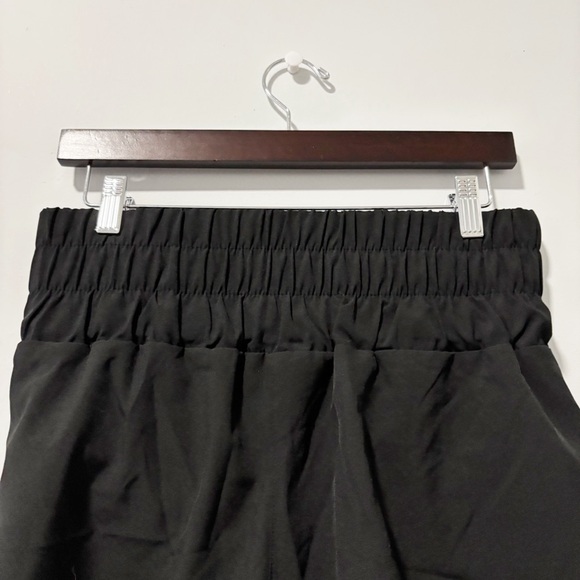 New In Womens Shorts High Waist Black Flowy Athletic Running Size Large - Picture 7 of 7